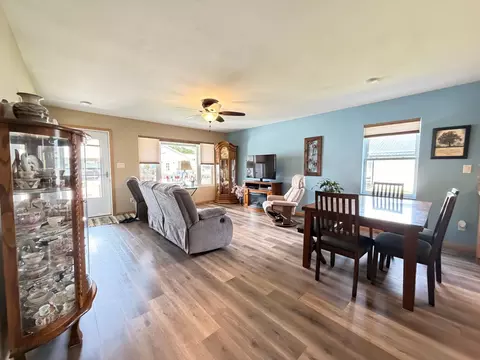 1903 Bud Rd, Windom, MN 56101 photo 9