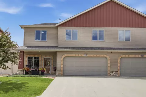 430 19th Ave W #F, West Fargo, ND 58078