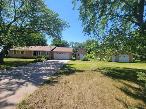 Exterior - 5182 45th Ave SE, Saint Cloud, MN 56304 photo 24 of 27