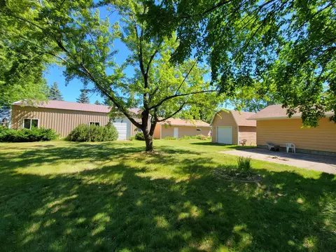 Exterior - 5182 45th Ave SE, Saint Cloud, MN 56304 photo 13 of 27