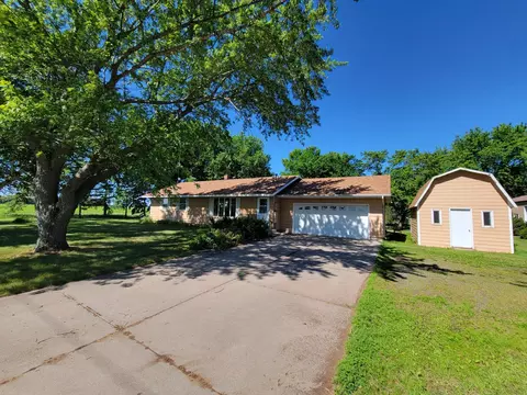 5182 45th Ave SE, Saint Cloud, MN 56304