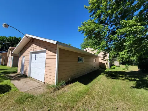 Exterior - 5182 45th Ave SE, Saint Cloud, MN 56304 photo 7 of 27