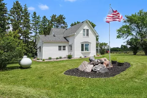 35504 Reed Ave, Shafer, MN 55074