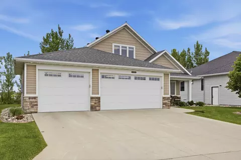 Exterior - 4530 65th St S, Fargo, ND 58104 photo 4 of 12