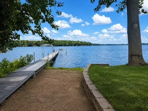118 Willow Point Dr, Elysian, MN 56028