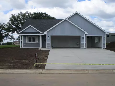 138 Cedar St SE, Kimball, MN 55353