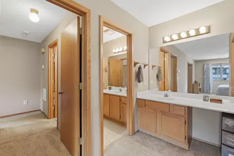 Entry Way - 1589 Four Oaks Rd, Eagan, MN 55121 photo 2 of 2