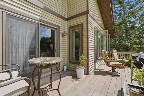 Exterior - 1589 Four Oaks Rd, Eagan, MN 55121 photo 2 of 5