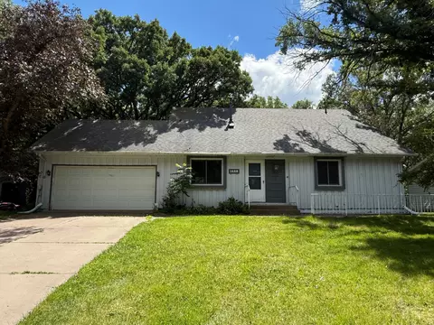 1458 97th Ave NW, Coon Rapids, MN 55433