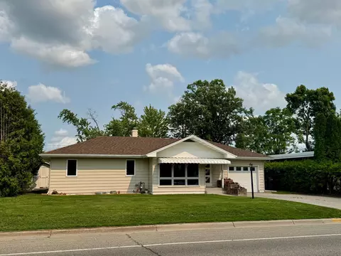 1706 Irvine Ave NW, Bemidji, MN 56601