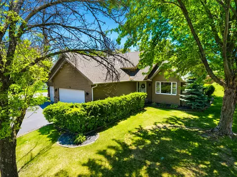 9249 Ashley Ter, Brooklyn Park, MN 55443