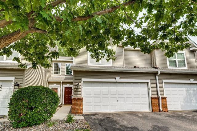 906 Village Pkwy, Circle Pines, MN 55014