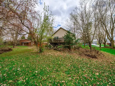 Exterior - 6413 Laurel Rd, Saint Cloud, MN 56303 photo 4 of 8