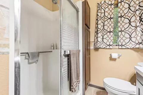 Bath - 2765 390th St, Boyd, MN 56218 photo 2 of 3