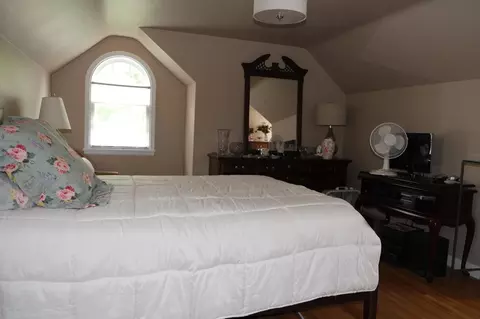 Bedroom - 401 Logan Ave, Jackson, MN 56143 photo 2 of 3