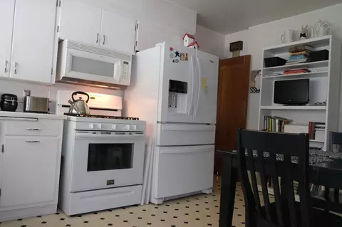 Kitchen - 401 Logan Ave, Jackson, MN 56143 photo 1 of 1