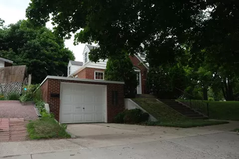 Exterior - 401 Logan Ave, Jackson, MN 56143 photo 2 of 5