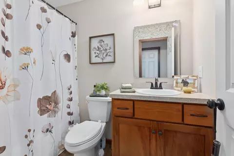 Bath - 850 Holton Ave, Brainerd, MN 56401 photo 1 of 2