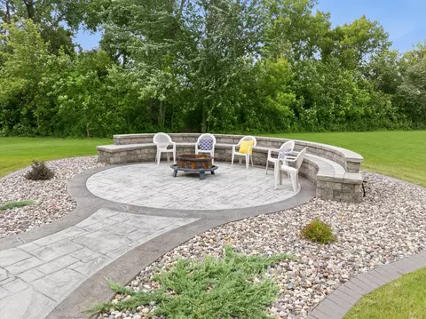 Exterior - 511 21st Pl NE, Kasson, MN 55944 photo 9 of 12