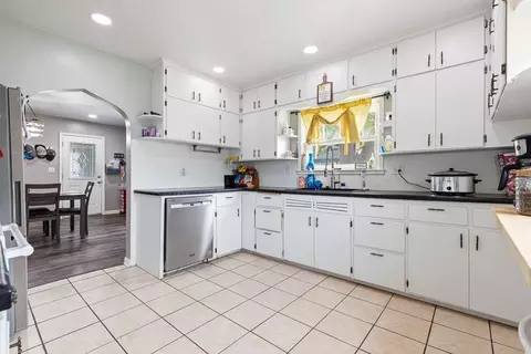 Kitchen - 312 S 6th St, Marshall, MN 56258 photo 2 of 3