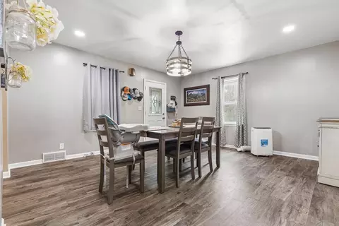 Dining - 312 S 6th St, Marshall, MN 56258 photo 2 of 2