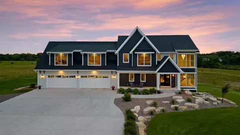 7350 Inwood Way N, Grant, MN 55082