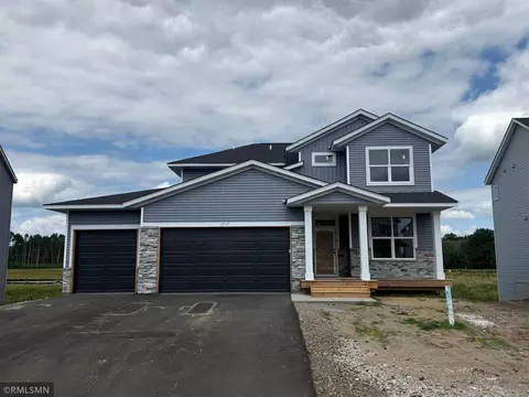 1717 Meadows Dr, East Bethel, MN 55011