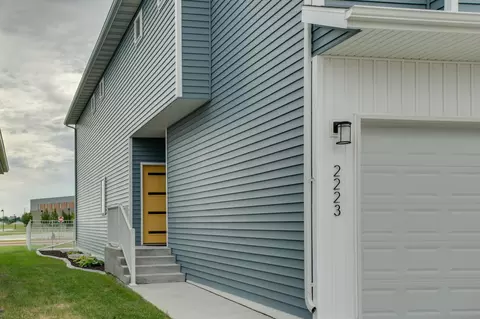 2223 10th Ct W, West Fargo, ND 58078