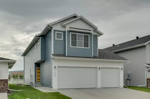 2223 10th Ct W, West Fargo, ND 58078