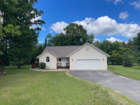 13961 Grand Oaks Ct, Baxter, MN 56425