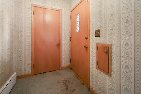 Entry Way - 1505 8th Ave N, Saint Cloud, MN 56303 photo 1 of 6