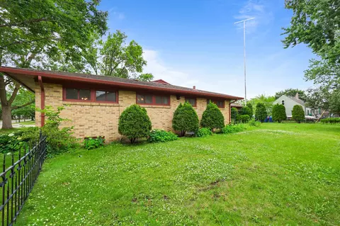 Exterior - 1505 8th Ave N, Saint Cloud, MN 56303 photo 4 of 9