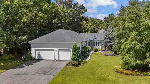 2888 Forest Rdg, Chaska, MN 55318
