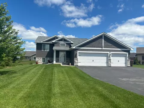 1707 Misty Cir, Buffalo, MN 55313