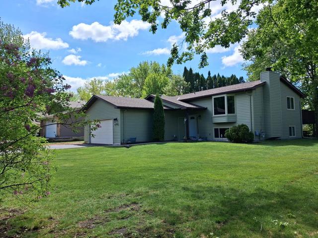 5795 Amy Ln, Maple Plain, MN 55359