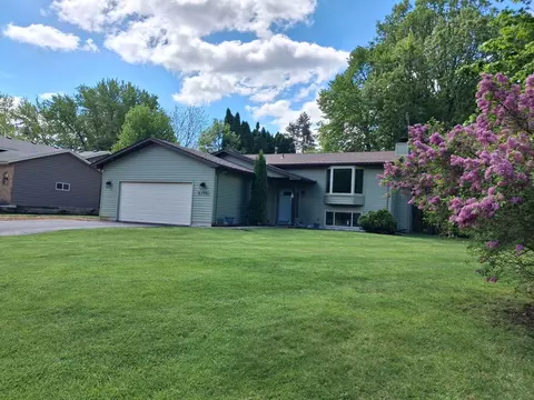 Exterior - 5795 Amy Ln, Maple Plain, MN 55359 photo 2 of 14