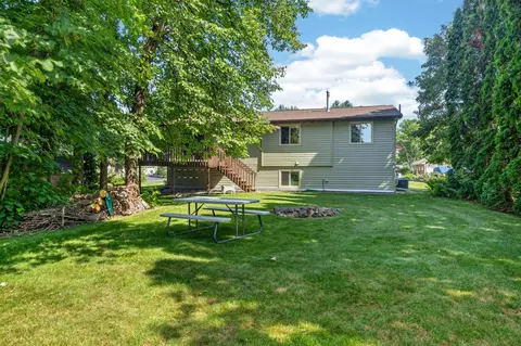 Exterior - 5795 Amy Ln, Maple Plain, MN 55359 photo 4 of 14