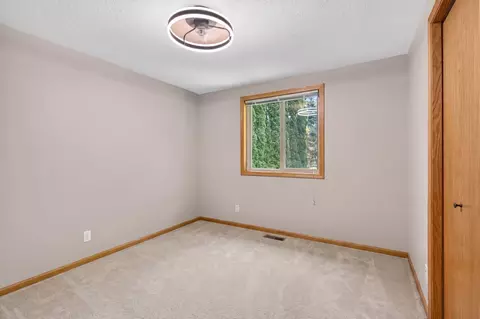 Bedroom - 5795 Amy Ln, Maple Plain, MN 55359 photo 4 of 5