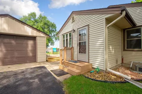Exterior - 142 22nd Ave SW, Faribault, MN 55021 photo 2 of 8