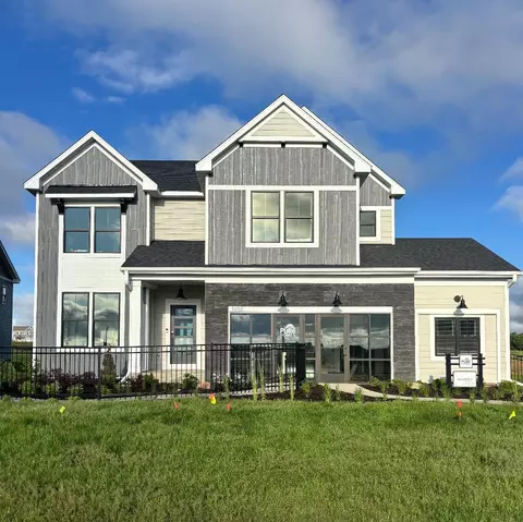 3722 Holbrook Dr, Waconia, MN 55387