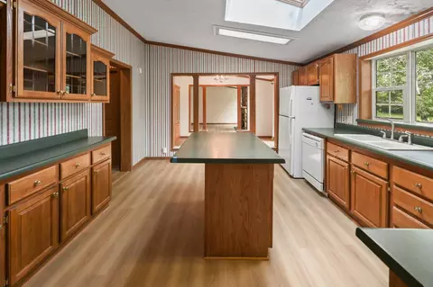 Kitchen - 603 222nd St E, Saint Cloud, MN 56301 photo 2 of 6