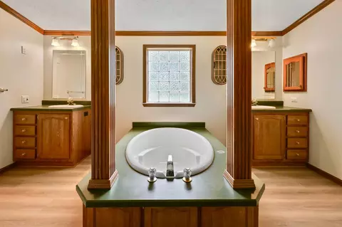 Bath - 603 222nd St E, Saint Cloud, MN 56301 photo 2 of 6