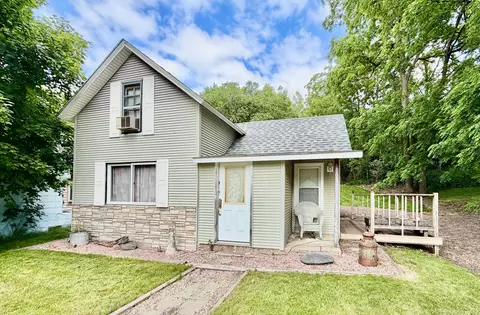 305 Garfield St S, Lake Benton, MN 56149