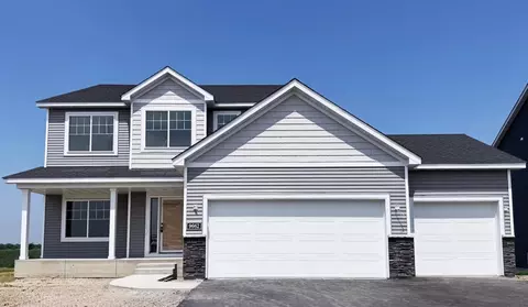 9662 32nd St NE, Saint Michael, MN 55376