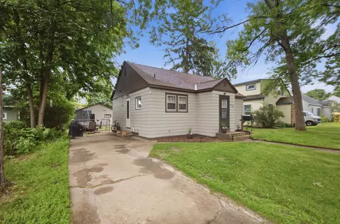 Exterior - 722 2nd Ave NE, Brainerd, MN 56401 photo 2 of 5