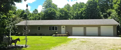 22565 Walkerbrook Dr, Bagley, MN 56621