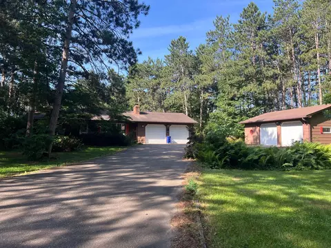 1374 Pine View Trl, Houlton, WI 54082