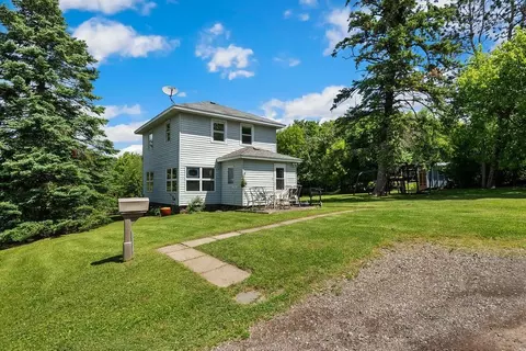 Exterior - 2330 Silcox Ave, Duluth, MN 55803 photo 1 of 8