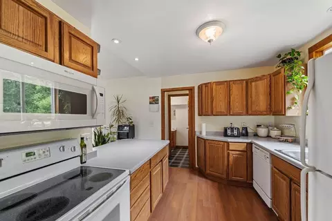 Kitchen - 2330 Silcox Ave, Duluth, MN 55803 photo 3 of 3