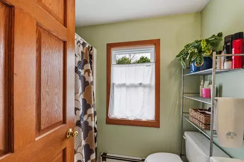 Bath - 2330 Silcox Ave, Duluth, MN 55803 photo 2 of 2